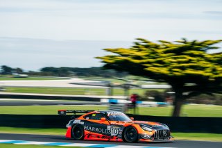 #101 - Volante Rosso Motorsport - Ross Poulakis - Jayden Ojeda - Mercedes-AMG GT3 l &copy; Race Project l Daniel Kalisz | GT World Challenge Australia