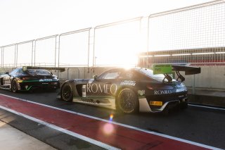 #888 - Triple Eight Race Engineering - Peter Hackett - Declan Fraser - Mercedes-AMG GT3 l © Race Project l Daniel Kalisz | GT World Challenge Australia