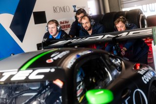#888 - Triple Eight Race Engineering - Declan Fraser - Mercedes-AMG GT3 l © Race Project l Daniel Kalisz | GT World Challenge Australia