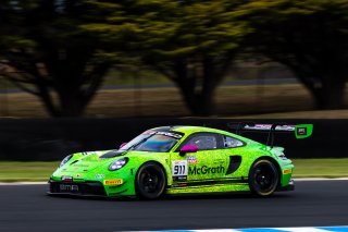 911 - EMA Motorsport - Alex Franes - Dorian Boccolacci - Porsche 992 GT3R l © Race Project l Daniel Kalisz | GT World Challenge Australia
