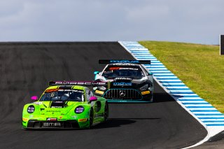 911 - EMA Motorsport - Dorian Boccolacci - Shane Smollen - Porsche 992 GT3R l © Race Project l Daniel Kalisz | GT World Challenge Australia