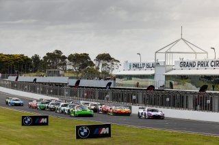 GT World Challenge Australia powered by AWS Race 2 start © Race Project l Daniel Kalisz | GT World Challenge Australia
