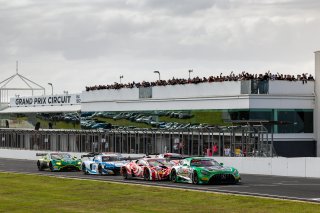 GT World Challenge Australia powered by AWS Race 2 start © Race Project l Daniel Kalisz | GT World Challenge Australia