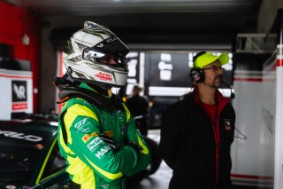 #1 - Volante Rosso Motorsport - Declan Fraser - Aston Martin Vantage AMR GT3 l &copy; Race Project l Daniel Kalisz | GT World Challenge Australia