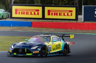 #55 - Geyer Valmont Racing/Tigani Motorsport - George King - Sergio Pires - Mercedes-AMG GT3 Evo l &copy; Race Project l Daniel Kalisz | GT World Challenge Australia