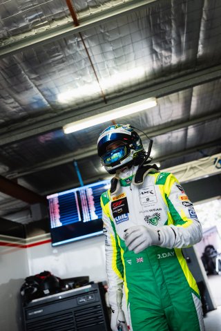 #1 &ndash; Shannons Volante Rosso Motorsport &ndash; Jamie Day &ndash; Aston Martin Vantage AMR GT3 | &copy; Race Project | Daniel Kalisz | Daniel Kalisz