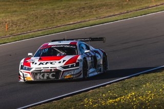 #24 – KFC/Team MPC – Paul Stokell / Matthew Stoupas – Audi R8 LMS EVO I | © Race Project | Daniel Kalisz  | Daniel Kalisz 
