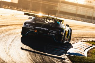 #55 – Geyer Valmont Racing/Tigani Motorsport – George King / Sergio Pires – Mercedes-AMG GT3 EVO | © Race Project | Daniel Kalisz  | Daniel Kalisz 