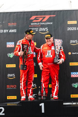 #24 – KFC/Team MPC – Paul Stokell / Matthew Stoupas – Audi R8 LMS EVO I | © Race Project | Daniel Kalisz  | Daniel Kalisz