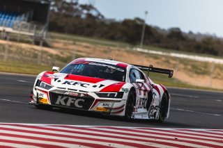 #24 – KFC/Team MPC – Paul Stokell / Matthew Stoupas – Audi R8 LMS EVO I | © Race Project | Daniel Kalisz  | Daniel Kalisz