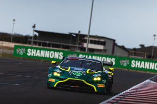 #1 – Shannons Volante Rosso Motorsport – Jamie Day / Liam Talbot – Aston Martin Vantage AMR GT3 | © Race Project | Daniel Kalisz  | Daniel Kalisz