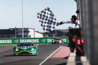 #1 &ndash; Shannons Volante Rosso Motorsport &ndash; Jamie Day / Liam Talbot &ndash; Aston Martin Vantage AMR GT3 | &copy; Race Project | Daniel Kalisz  | Daniel Kalisz