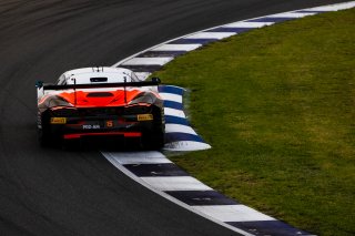 #15 - Volante Rosso Motorsport - Geoff Emery - McLaren 720S GT3 Evo l &copy; Jack Martin Photography | &copy; Jack Martin Photography