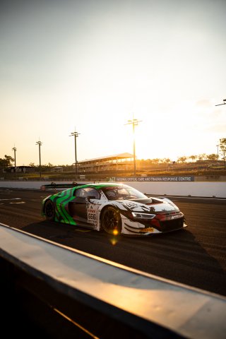 #666 - Team BRM - Garnett Paterson - John-Paul Drake - Audi R8 LMS EVO II l &copy; Jack Martin Photography | &copy; Jack Martin Photography