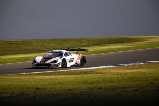 #15 - Volante Rosso Motorsport - Geoff Emery - McLaren 720S GT3 Evo l &copy; Jack Martin Photography | &copy; Jack Martin Photography