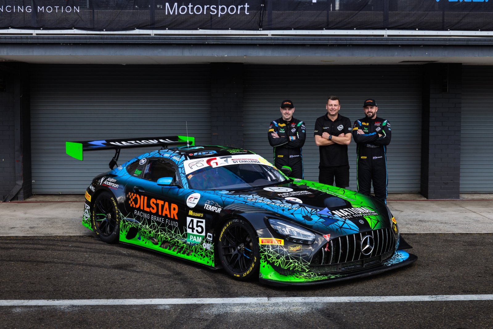 Michael Sheargold and Brett Hobson to make GT World Challenge Australia return in Sydney