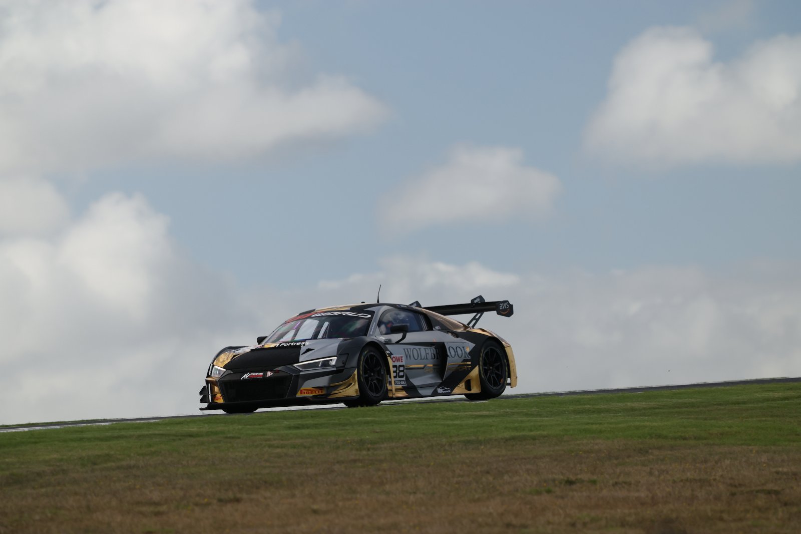 Wood and Brooks make go fastest again in Practice 2