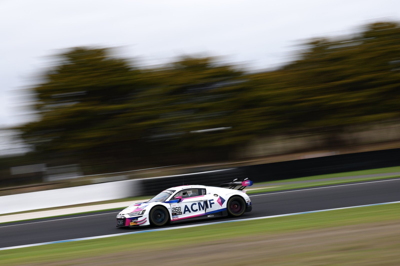 Alex Peroni tops day one of GT World Challenge Australia powered by AWS season opener
